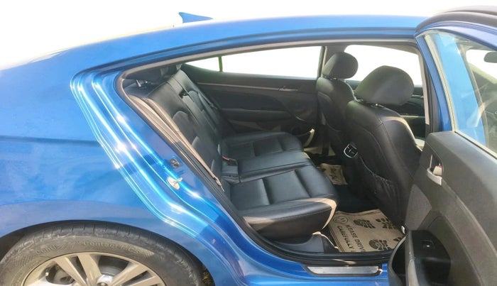 2017 Hyundai New Elantra 2.0 SX AT PETROL, Petrol, Automatic, 59,921 km, interior