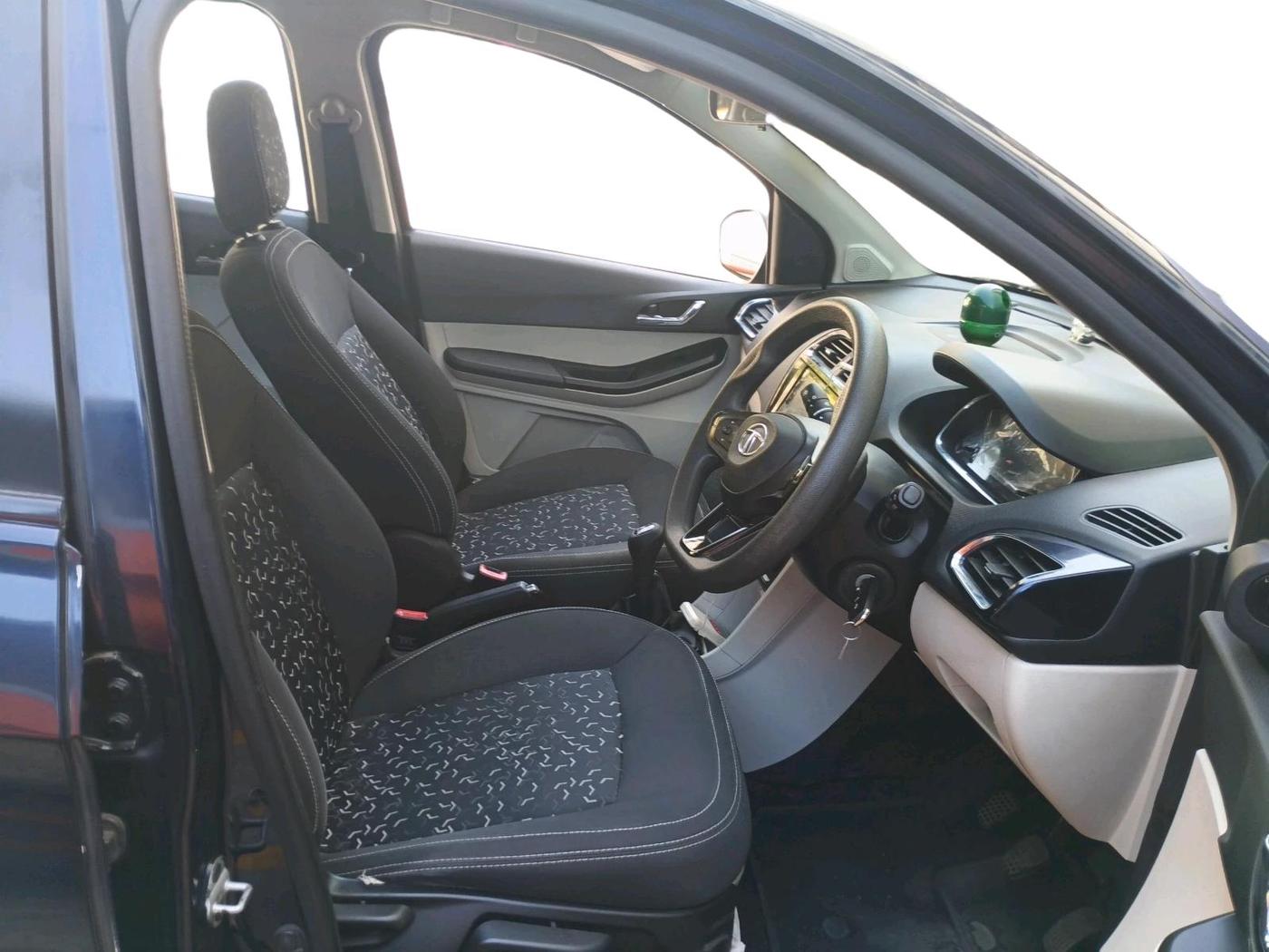 2022 Tata Tiago XZ PLUS CNG, CNG, Manual, 39,414 km, interior