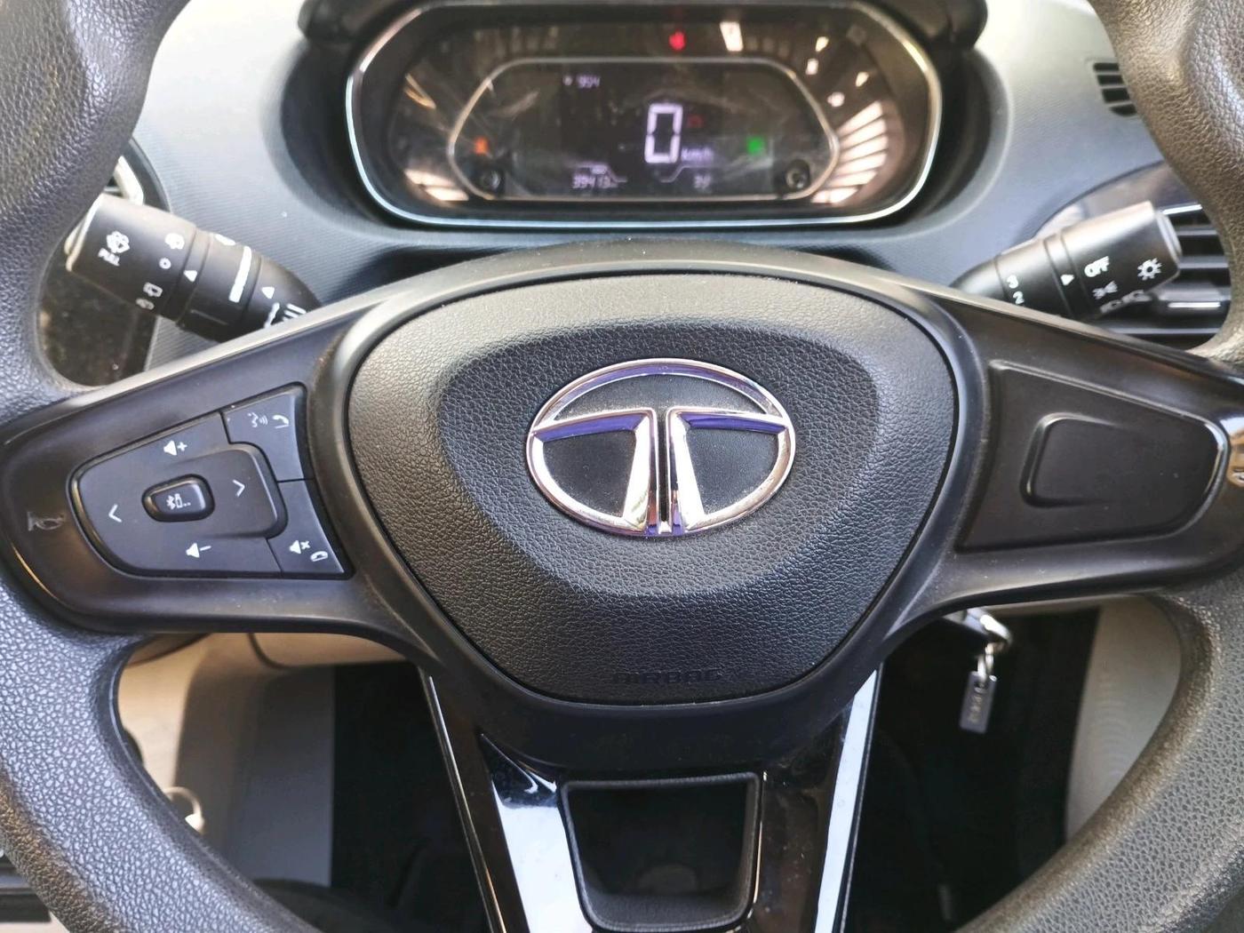 2022 Tata Tiago XZ PLUS CNG, CNG, Manual, 39,414 km, interior
