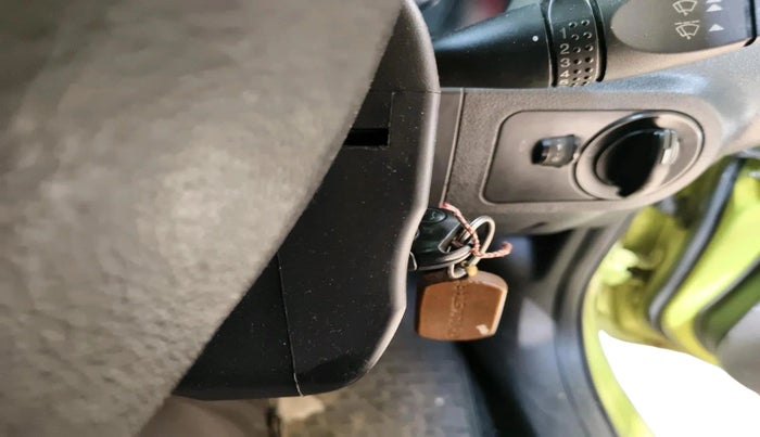 2012 Ford Figo TITANIUM 1.4 DIESEL, Diesel, Manual, 1,01,014 km, interior