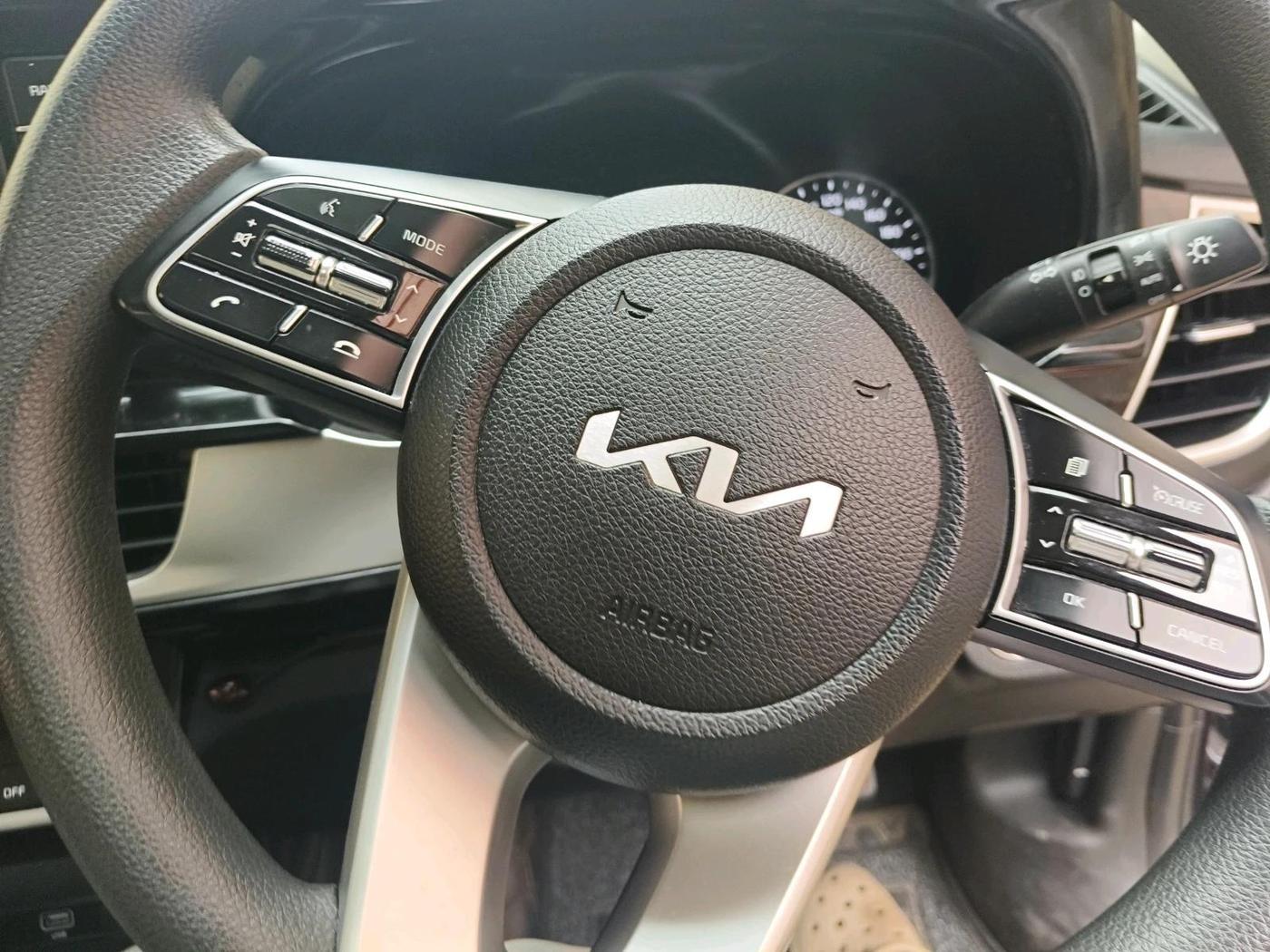 2022 KIA SELTOS HTK PLUS 1.5 IMT, Petrol, Manual, 14,418 km, interior