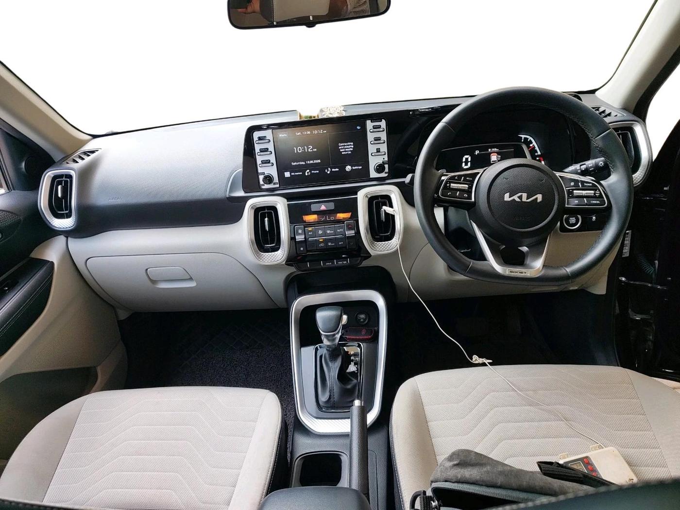 2022 KIA SONET HTX ANNIVERSARY EDITION 1.0 DCT, Petrol, Automatic, 10,982 km, interior