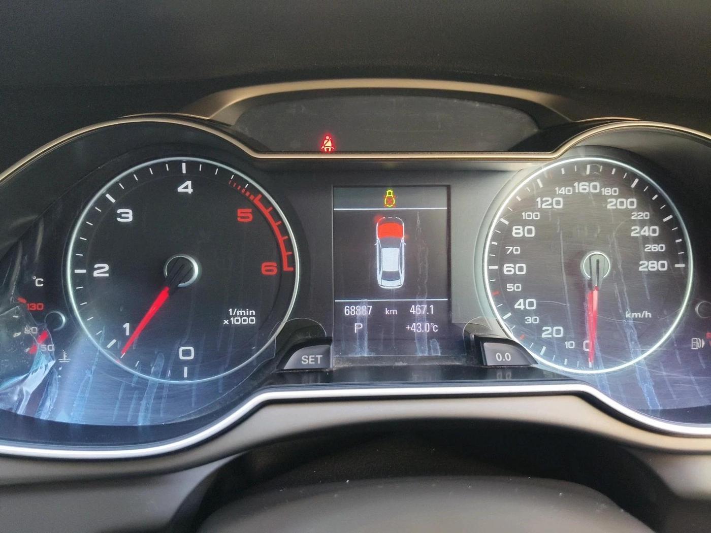2013 Audi A4 2.0 TDI S LINE, Diesel, Automatic, 68,887 km, interior