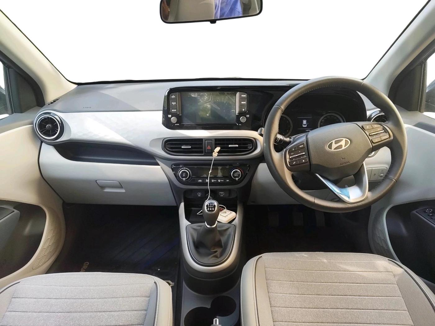 2023 Hyundai GRAND I10 NIOS ASTA 1.2 KAPPA VTVT, Petrol, Manual, 14,275 km, interior