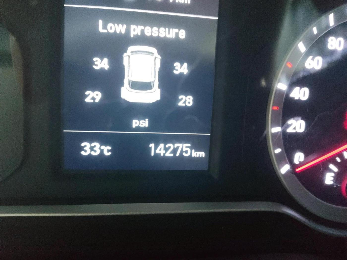 2023 Hyundai GRAND I10 NIOS ASTA 1.2 KAPPA VTVT, Petrol, Manual, 14,275 km, interior