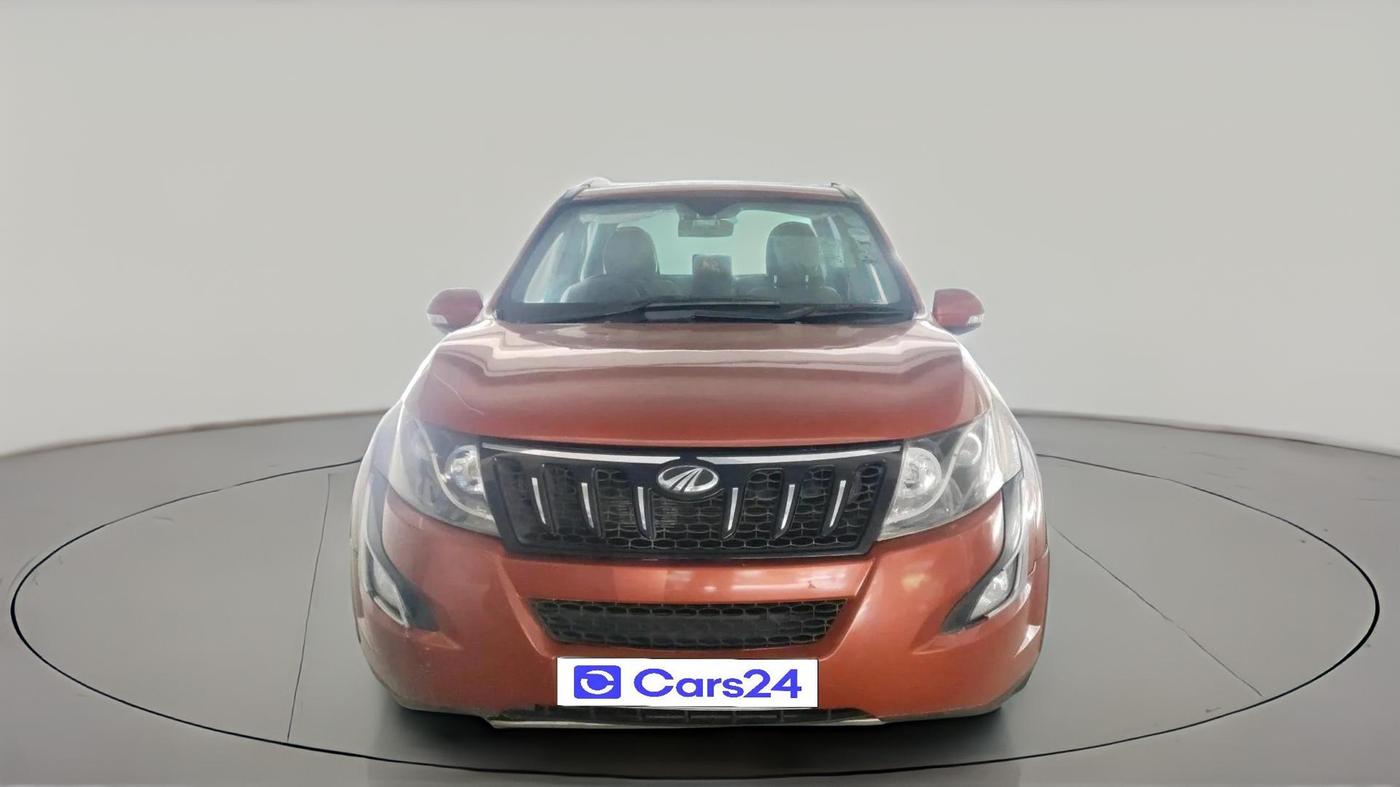 2017 Mahindra XUV500 W10, Diesel, Manual, 1,16,580 km, exterior