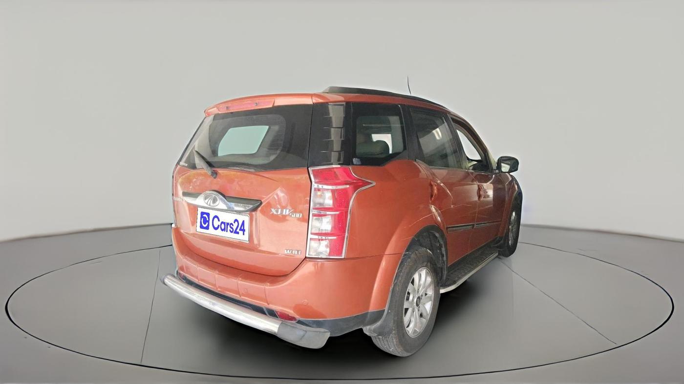 2017 Mahindra XUV500 W10, Diesel, Manual, 1,16,580 km, exterior