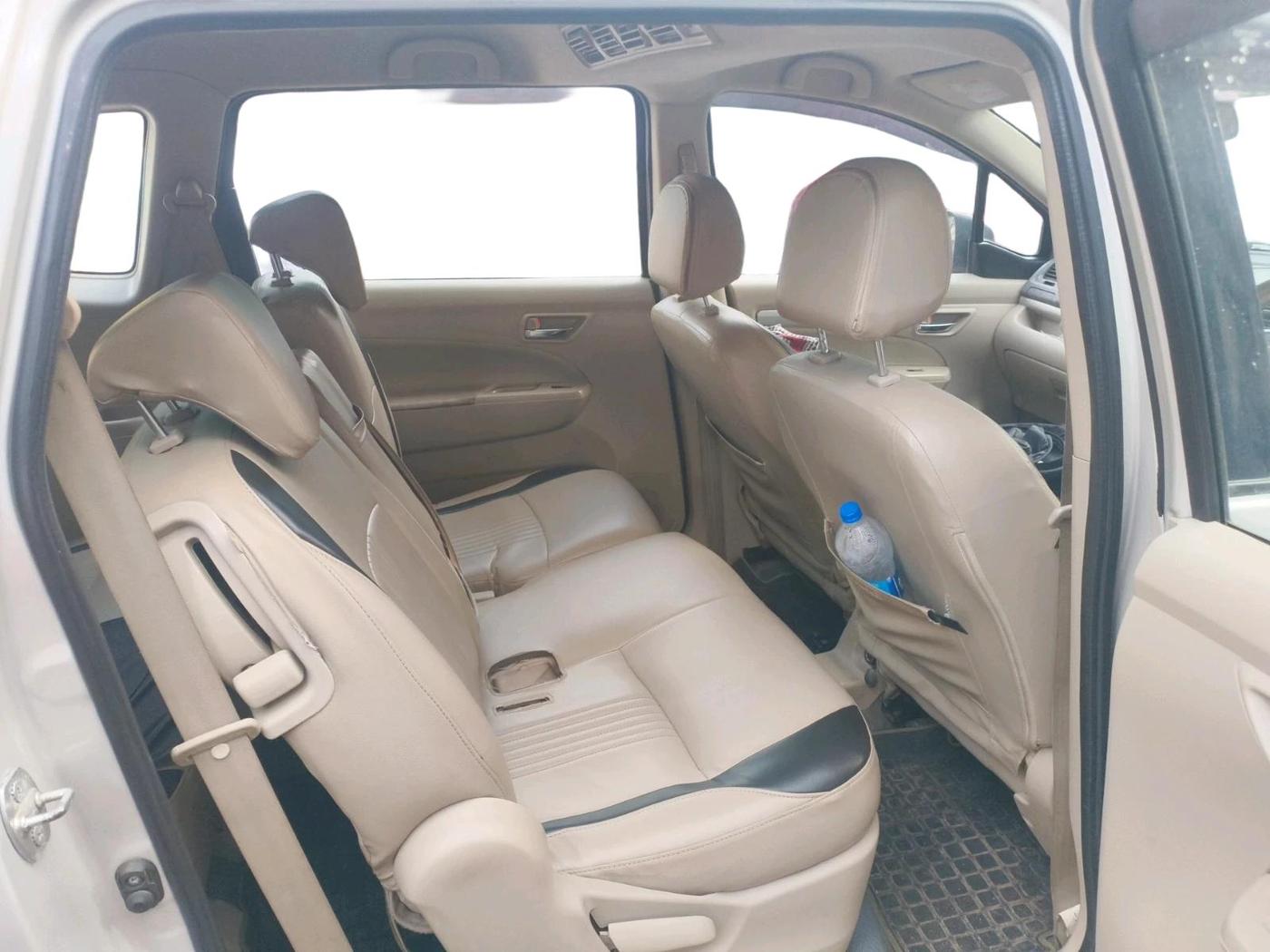 2016 Maruti Ertiga VDI SHVS, Diesel, Manual, 3,20,495 km, interior