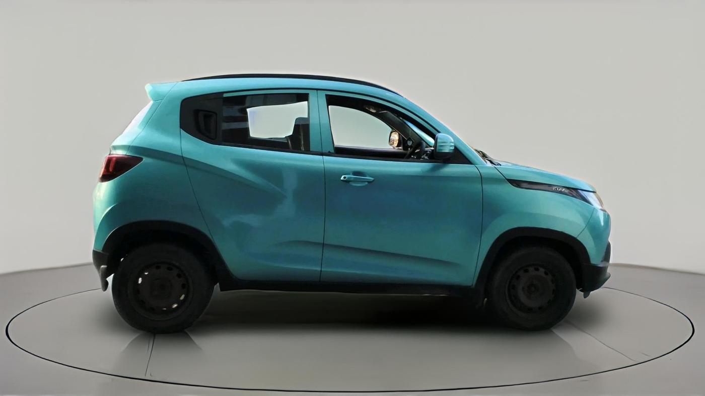 2016 Mahindra Kuv100 K4 6 STR, Petrol, Manual, 98,694 km, exterior