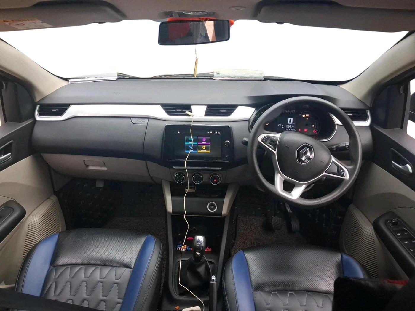 2021 Renault TRIBER RXZ AMT, Petrol, Automatic, 37,694 km, interior