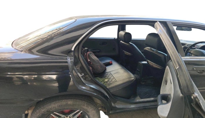 2006 Maruti Baleno LXI, Petrol, Manual, 1,25,731 km, interior