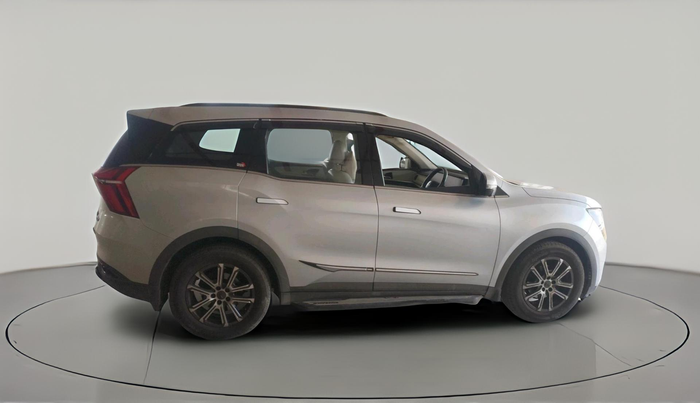 2022 Mahindra XUV700 AX 7 LUXURY P AT 7 STR, Petrol, Automatic, 31,426 km, exterior