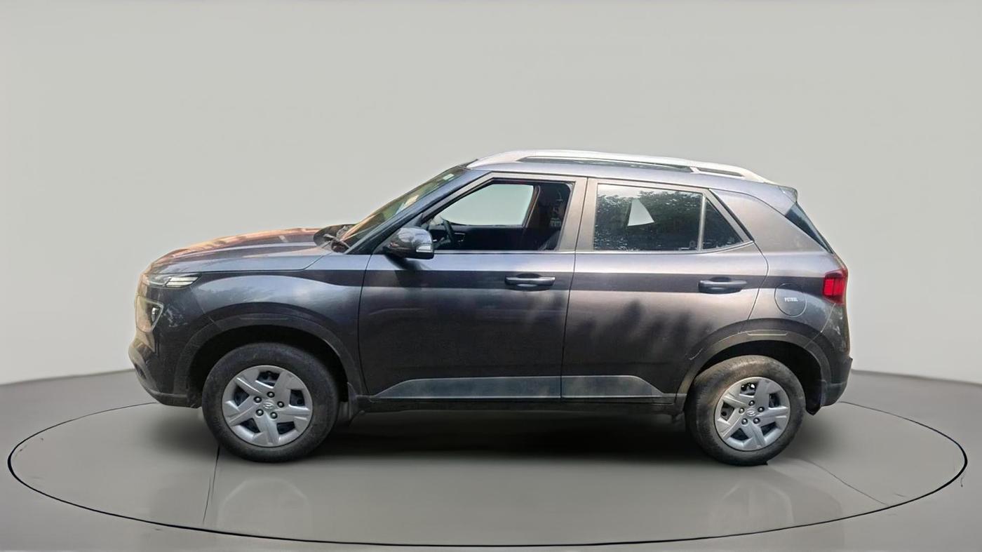 2020 Hyundai VENUE S+ 1.2, Petrol, Manual, 51,276 km, exterior