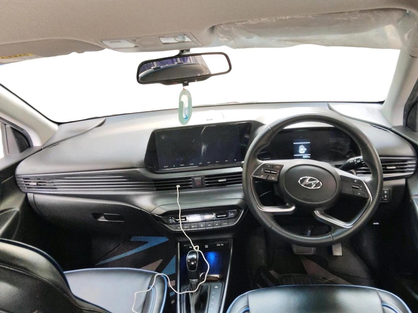 2021 Hyundai NEW I20 ASTA 1.2 AT, Petrol, Automatic, 38,061 km, interior
