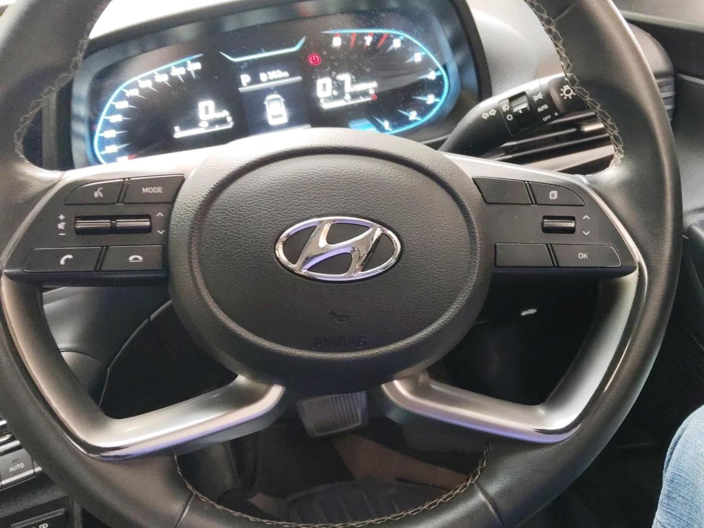 2021 Hyundai NEW I20 ASTA 1.2 AT, Petrol, Automatic, 38,061 km, interior