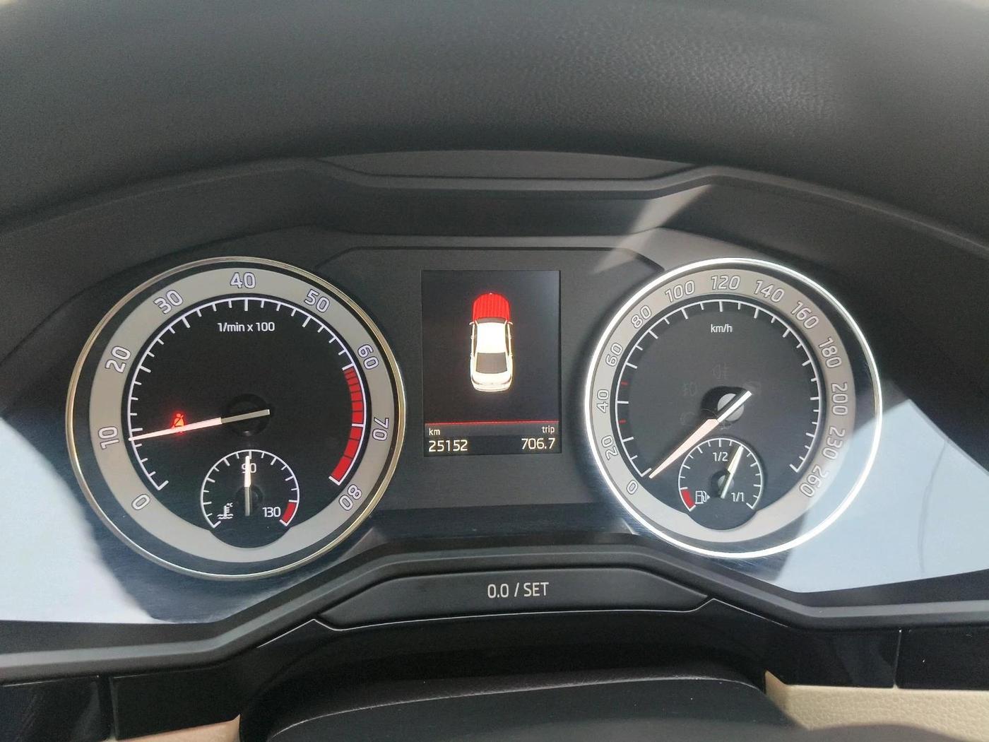 2019 Skoda Superb L&K 1.8 TSI AT, Petrol, Automatic, 25,125 km, interior