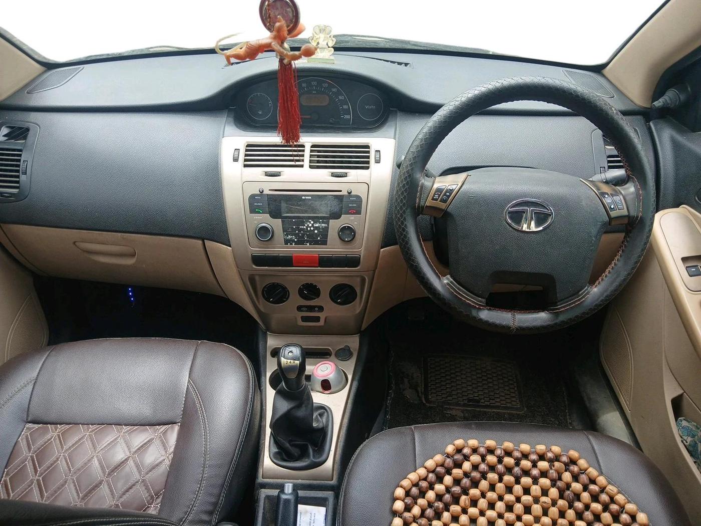 2012 Tata Indica Vista LX QUADRAJET, Diesel, Manual, 1,00,892 km, interior