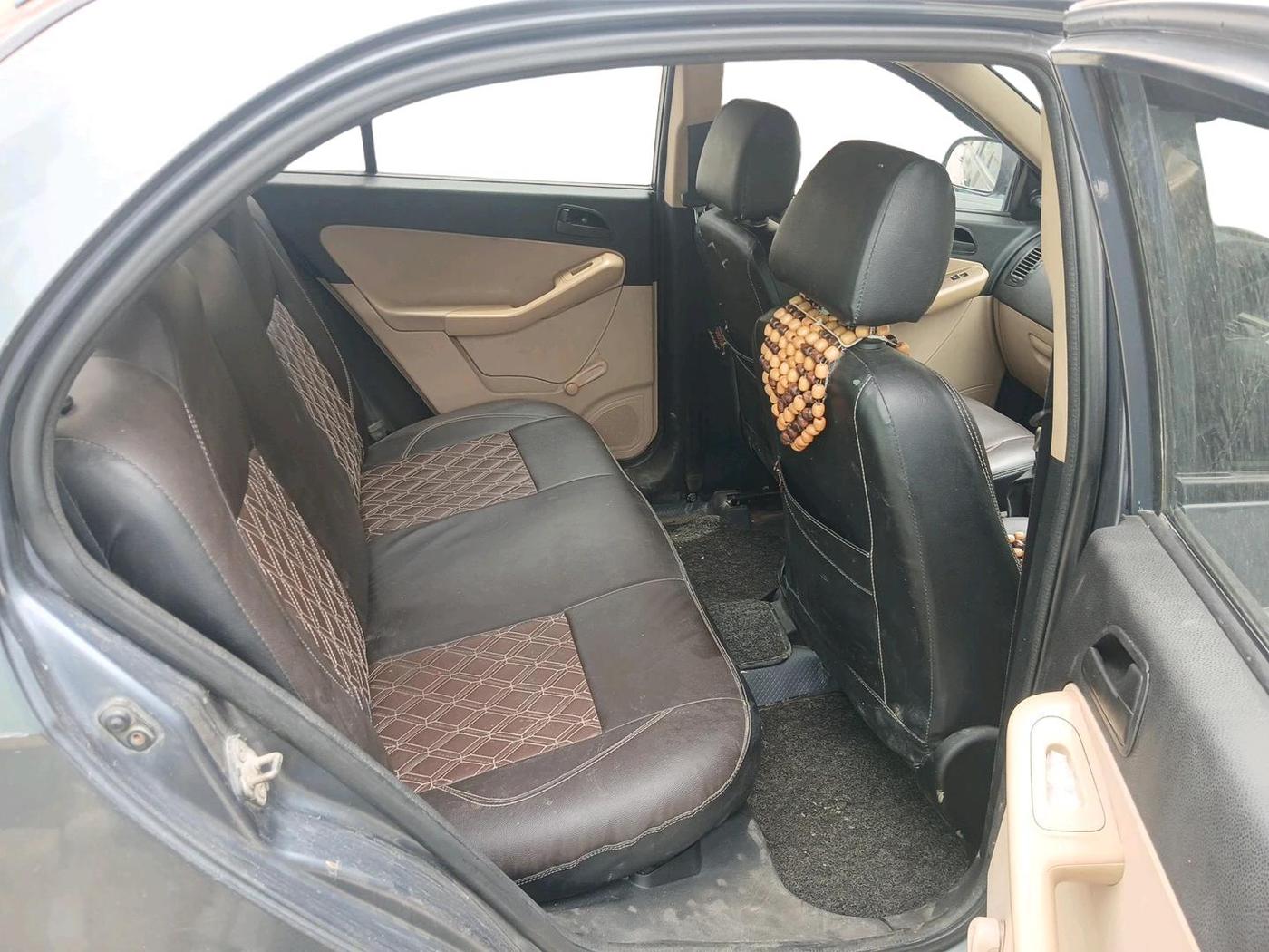 2012 Tata Indica Vista LX QUADRAJET, Diesel, Manual, 1,00,892 km, interior