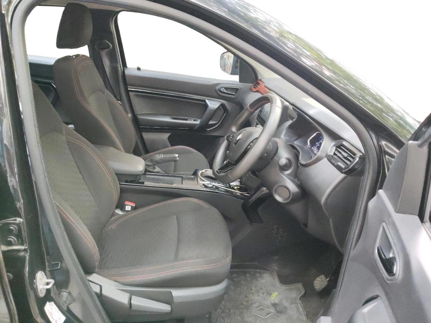 2022 Renault Kiger RXZ Turbo CVT Urban Night Limited, Petrol, Automatic, 33,669 km, interior