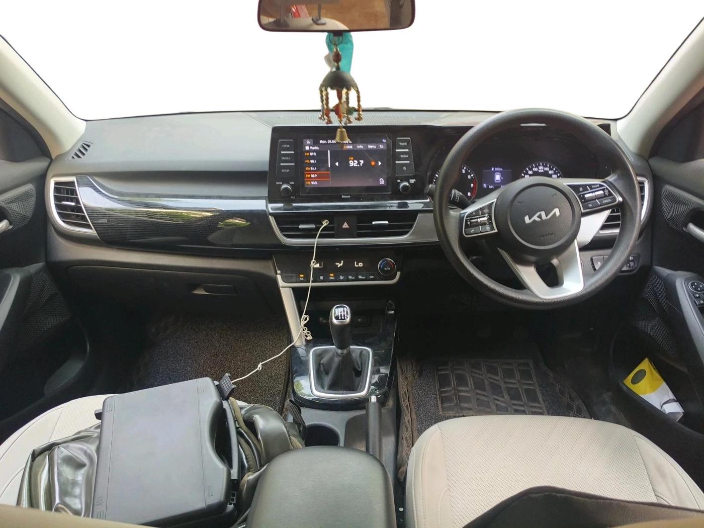 2022 KIA SELTOS HTK PLUS 1.5 IMT, Petrol, Manual, 24,614 km, interior