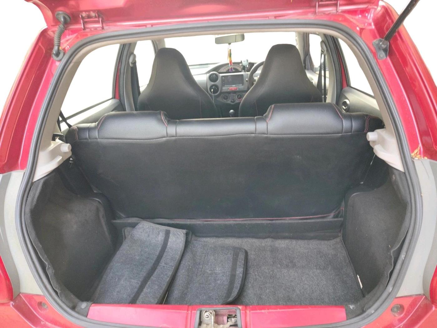 2012 Toyota Etios Liva G, Petrol, Manual, 1,08,975 km, exterior