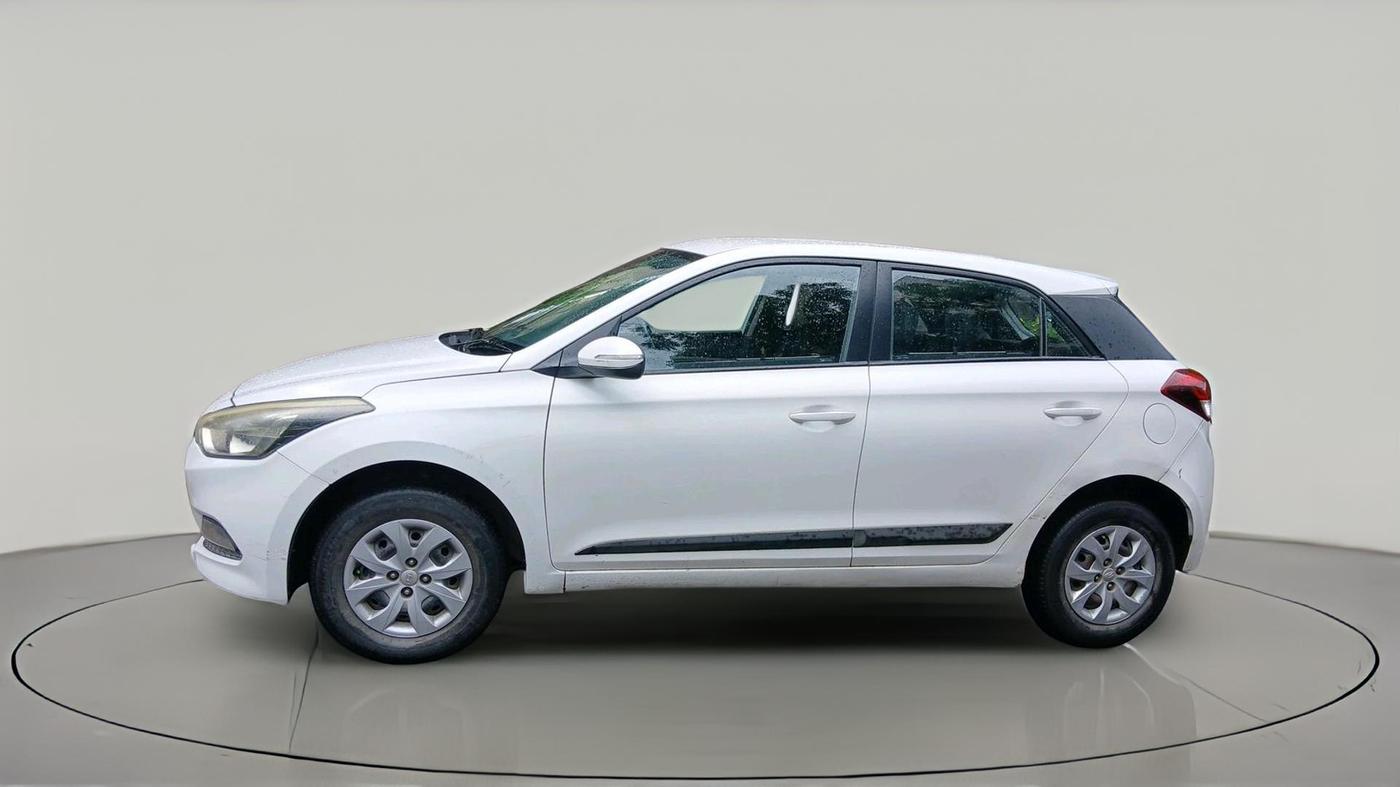 2015 Hyundai Elite i20 SPORTZ 1.4 CRDI, Diesel, Manual, 1,36,000 km, exterior