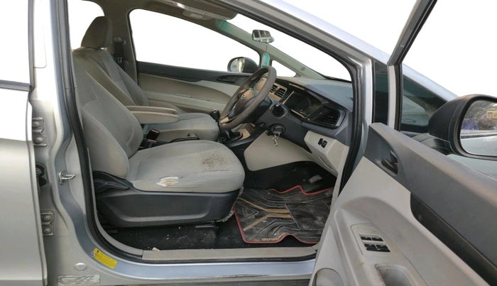 2022 Mahindra MARAZZO M2 7STR, Diesel, Manual, 2,43,752 km, interior