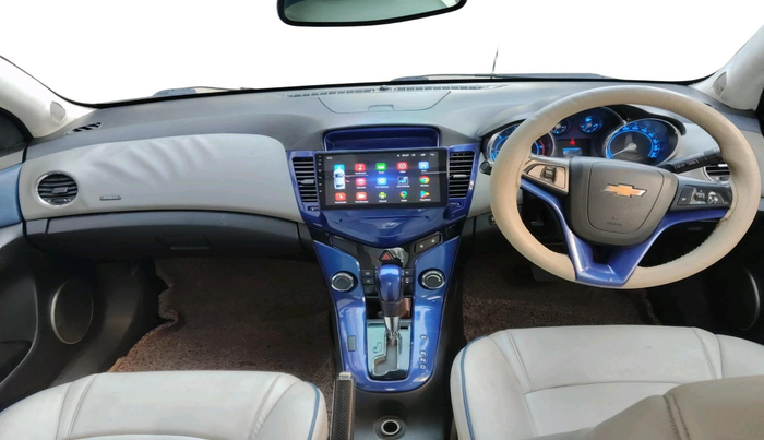 2011 Chevrolet Cruze LTZ AT, Diesel, Automatic, 98,427 km, interior