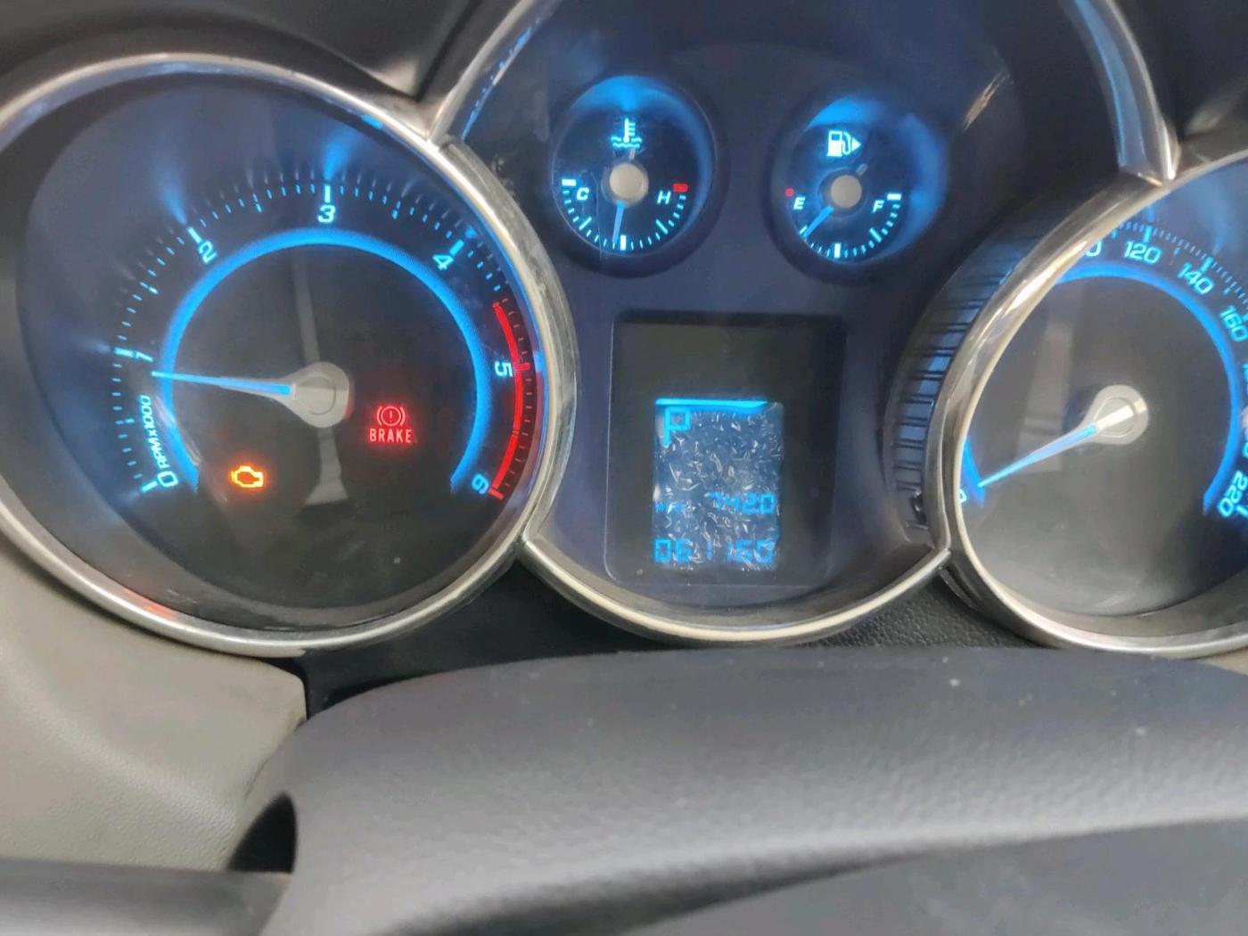 2011 Chevrolet Cruze LTZ AT, Diesel, Automatic, 98,427 km, interior