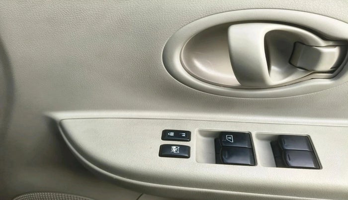 2014 Renault Pulse RXL DIESEL, Diesel, Manual, 81,883 km, interior