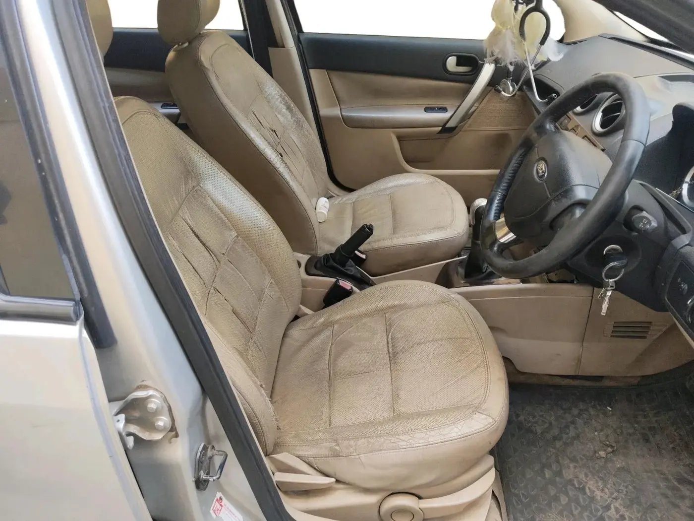 2010 Ford Fiesta SXI 1.4 DIESEL, Diesel, Manual, 1,51,317 km, interior