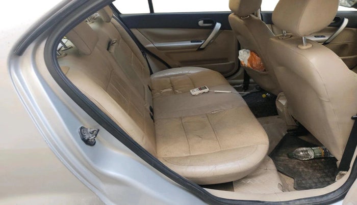 2010 Ford Fiesta SXI 1.4 DIESEL, Diesel, Manual, 1,51,317 km, interior