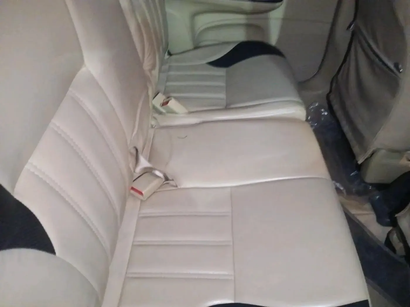 2014 Honda Mobilio 1.5L I-DTEC S, Diesel, Manual, 1,10,300 km, interior