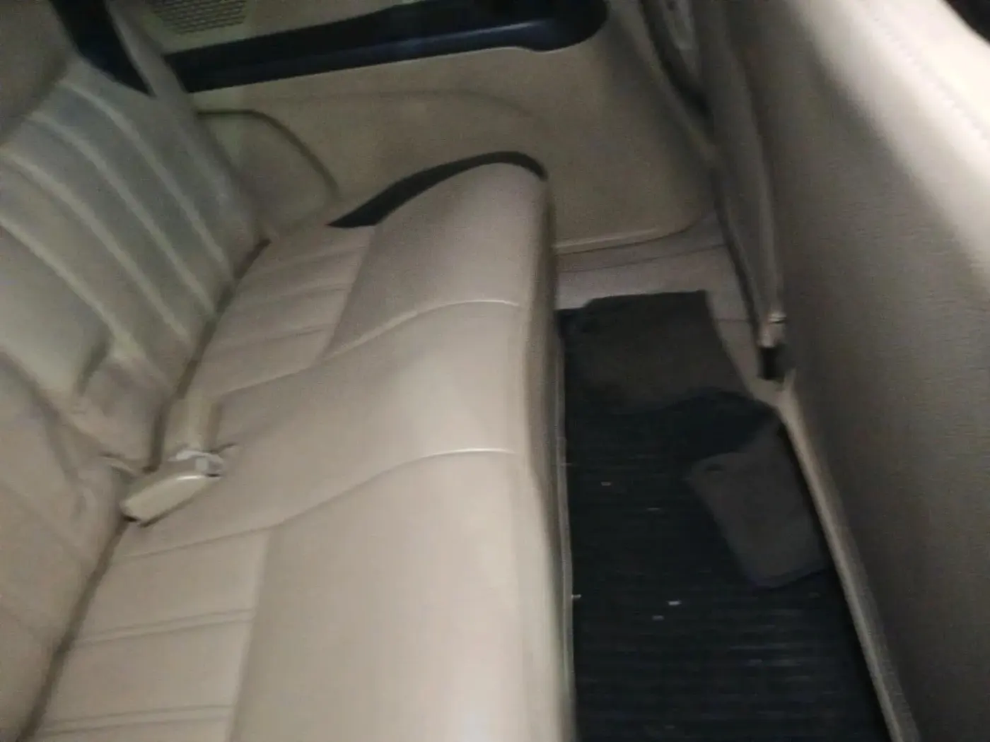 2014 Honda Mobilio 1.5L I-DTEC S, Diesel, Manual, 1,10,300 km, interior