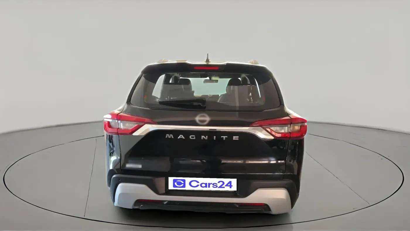 2025 Nissan MAGNITE N-Connecta B4D 1.0 Petrol MT, Petrol, Manual, 14,000 km, exterior