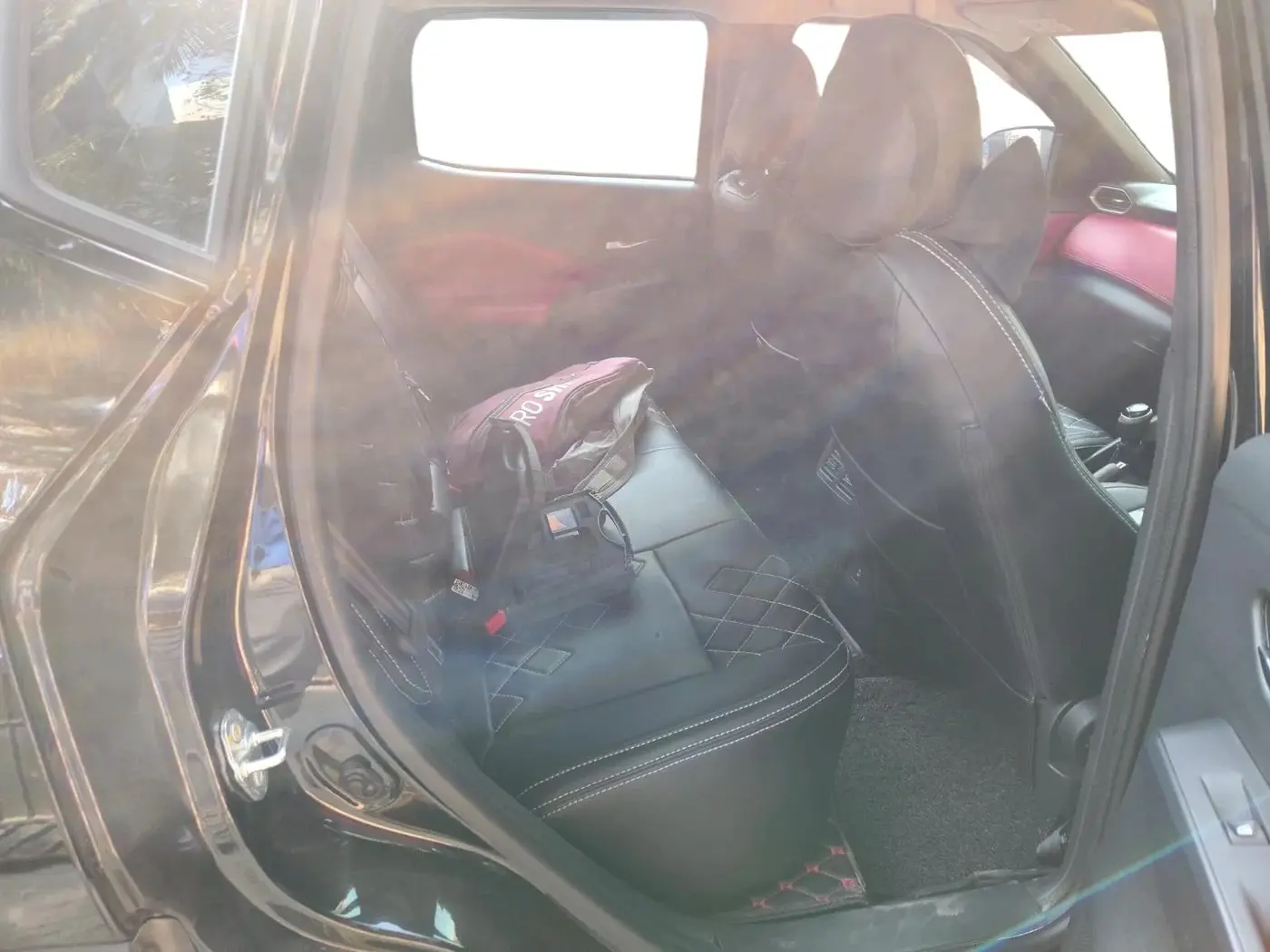 2025 Nissan MAGNITE N-Connecta B4D 1.0 Petrol MT, Petrol, Manual, 14,000 km, interior