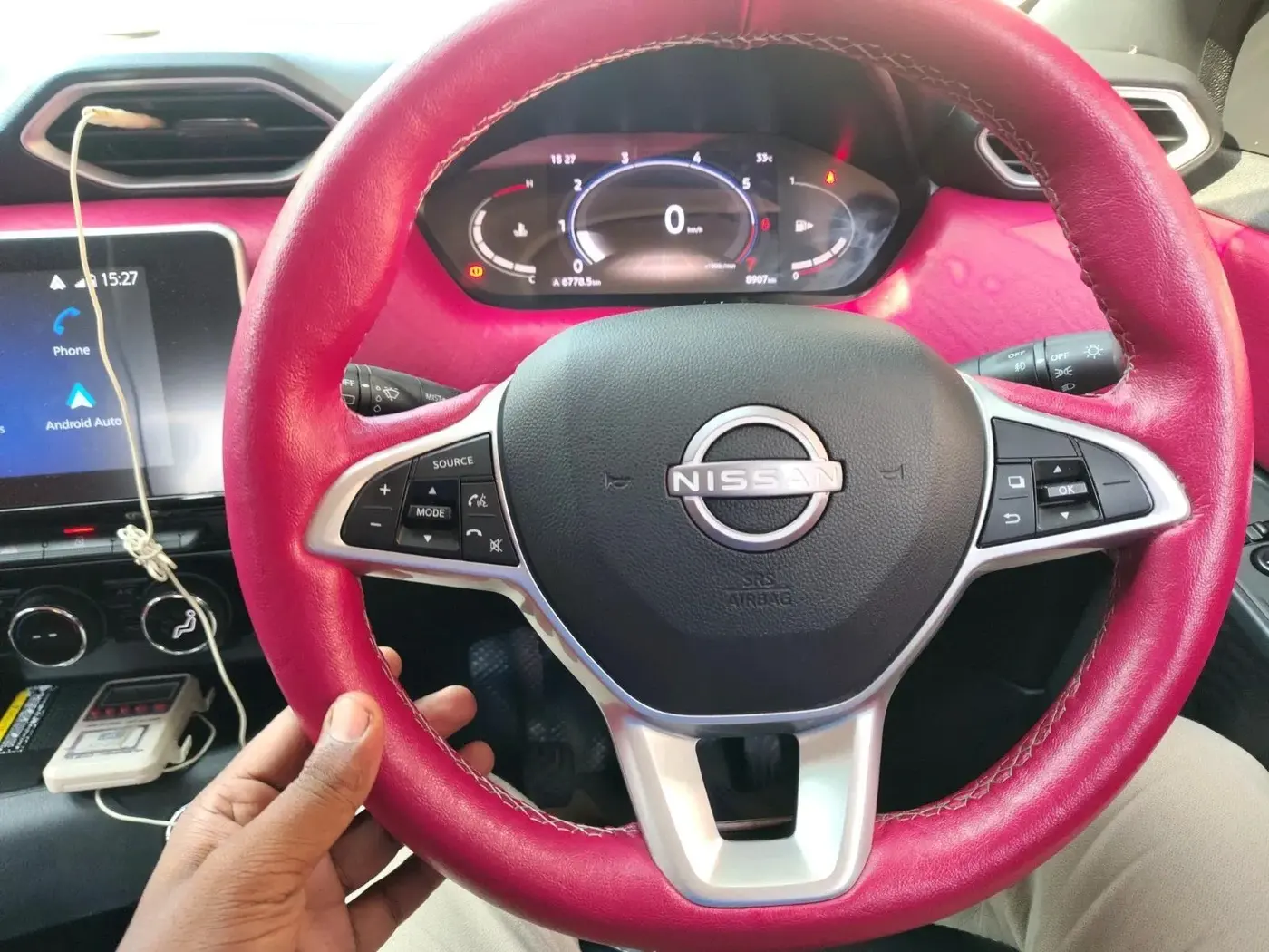 2025 Nissan MAGNITE N-Connecta B4D 1.0 Petrol MT, Petrol, Manual, 14,000 km, interior