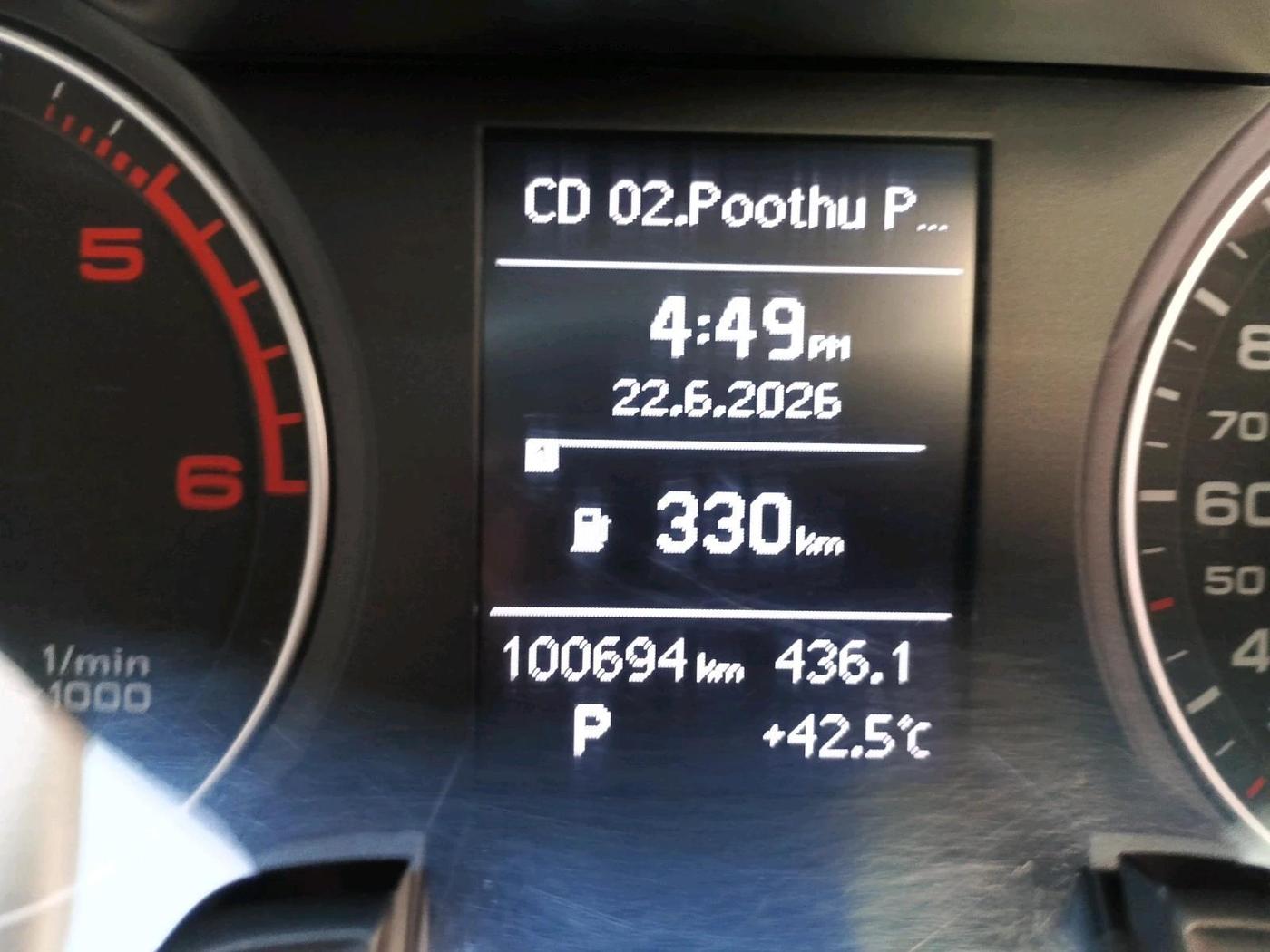 2014 Audi A4 2.0 TDI 140BHP STANDARD, Diesel, Automatic, 1,00,694 km, interior