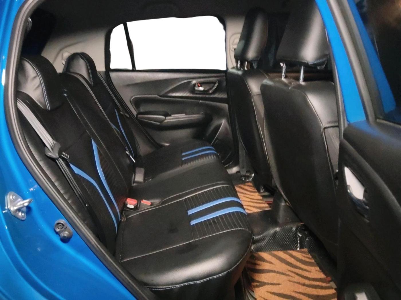 2024 Maruti Swift VXi, Petrol, Manual, 11,102 km, interior
