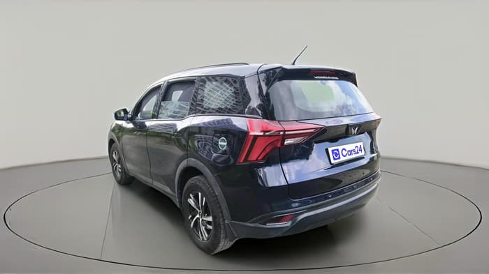 2022 Mahindra XUV700 MX P MT 5 STR, Petrol, Manual, 47,964 km, exterior