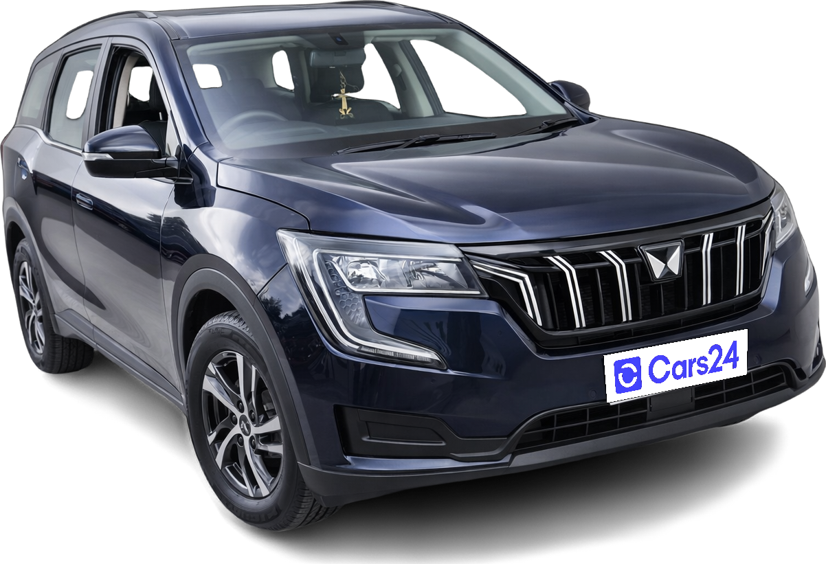 2022 Mahindra XUV700 - SUV - Petrol - Manual - ₹11.60 lakh