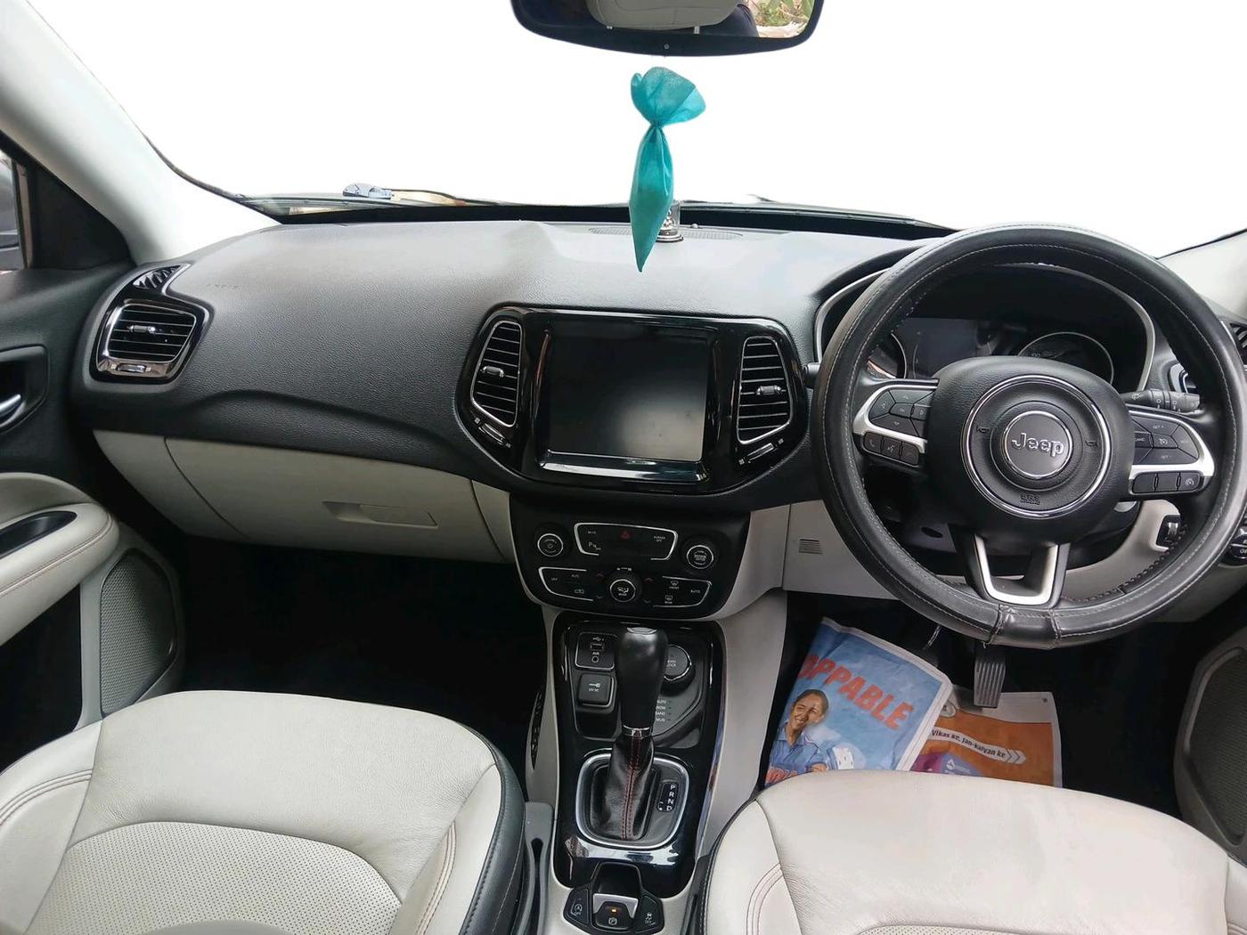 2020 Jeep Compass LIMITED PLUS 2.0 DIESEL 4X4 AT, Diesel, Automatic, 30,468 km, interior