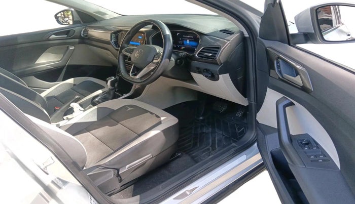 2023 Volkswagen TAIGUN TOPLINE 1.0 TSI AT, Petrol, Automatic, 9,993 km, interior