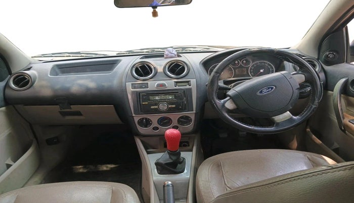 2006 Ford Fiesta ZXI 1.6 PETROL, Petrol, Manual, 1,35,641 km, interior
