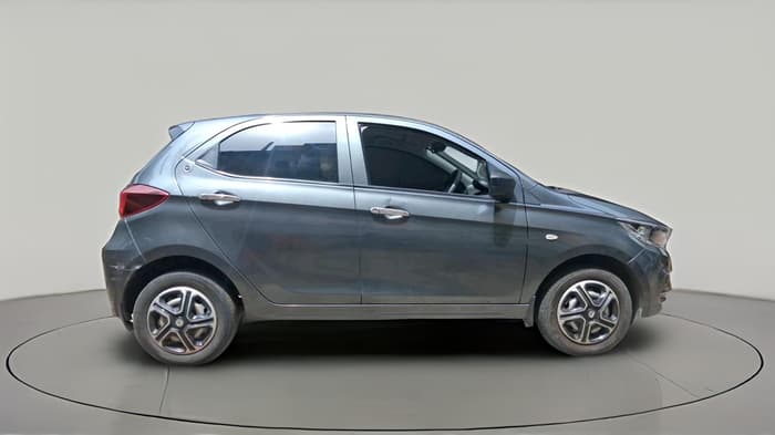 2023 Tata Tiago XM CNG, CNG, Manual, 47,961 km, exterior