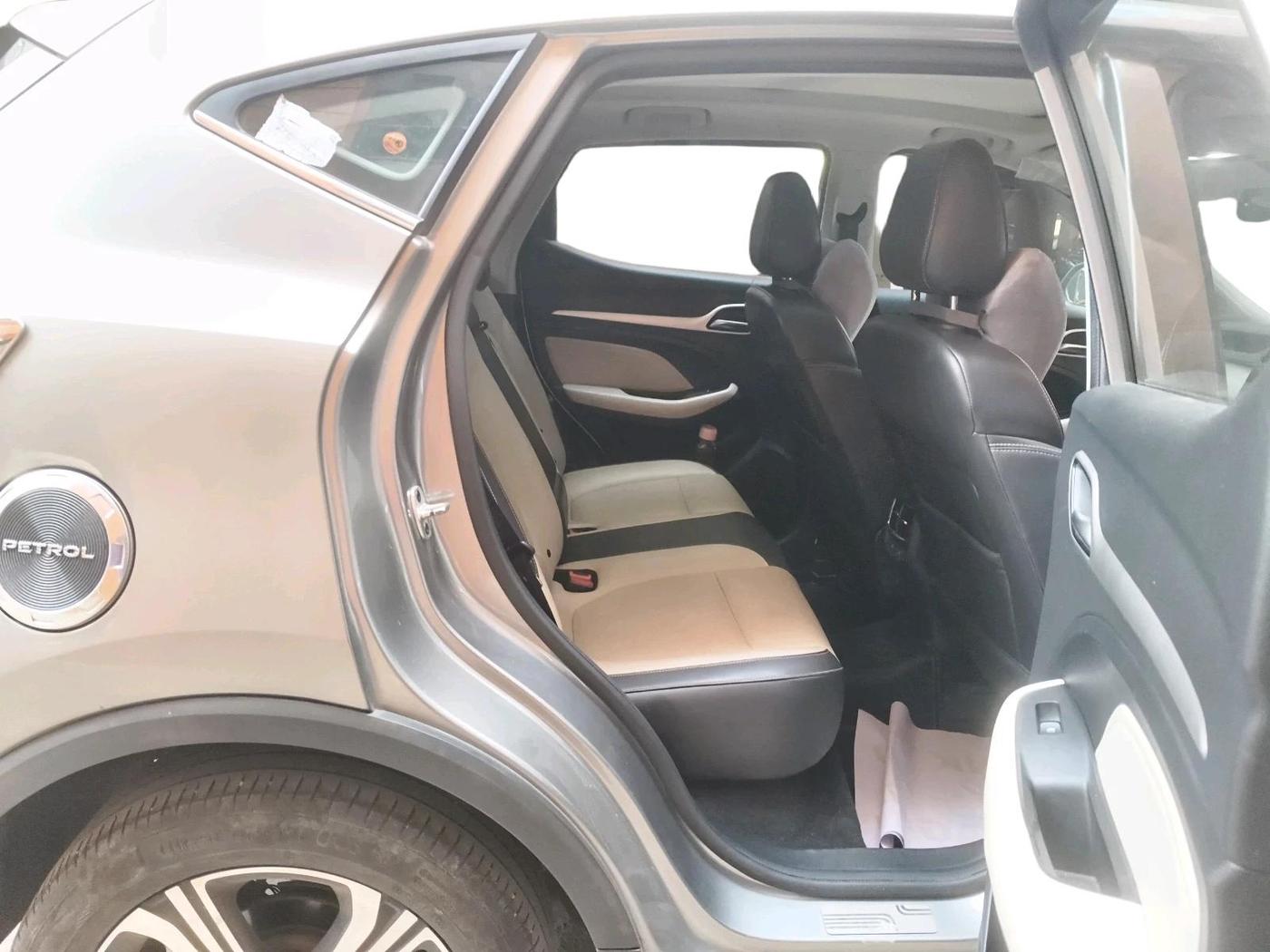 2022 MG ASTOR SHARP EX 1.5 MT, Petrol, Manual, 41,808 km, interior