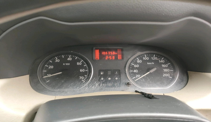 2014 Nissan Terrano XL (D), Diesel, Manual, 1,06,358 km, interior