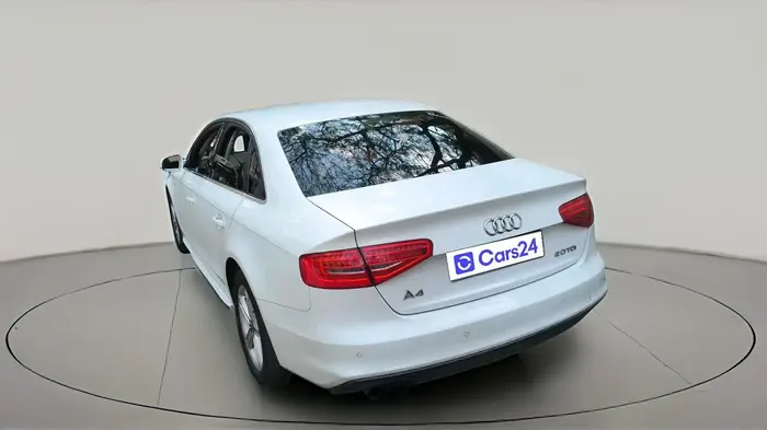 2013 Audi A4 2.0 TDI PREMIUM PLUS, Diesel, Automatic, 75,600 km, exterior