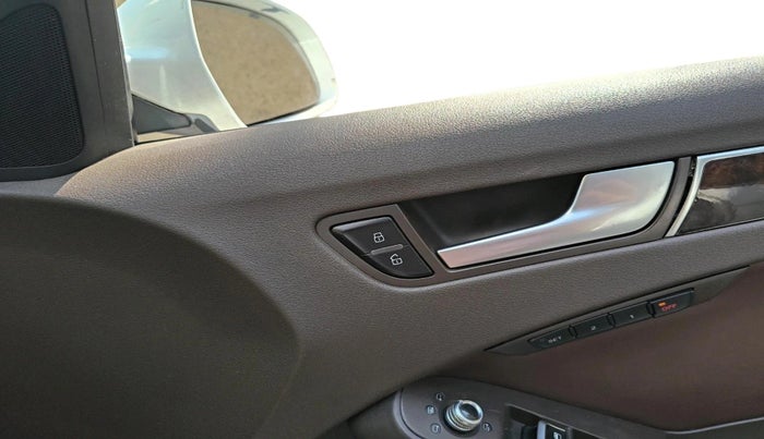 2013 Audi A4 2.0 TDI PREMIUM PLUS, Diesel, Automatic, 73,917 km, interior