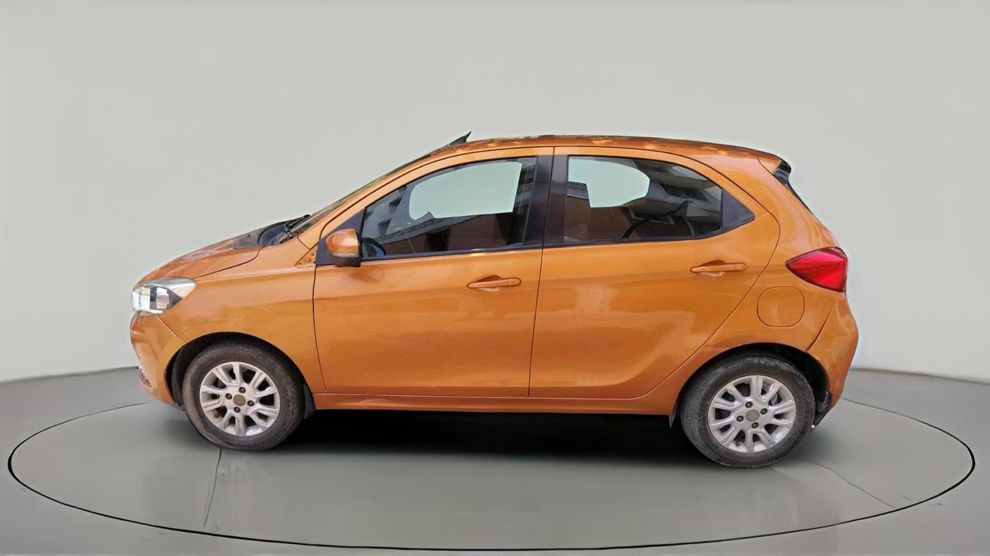 2017 Tata Tiago XZ PETROL, Petrol, Manual, 91,293 km, exterior
